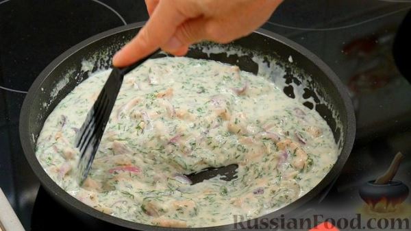 Манная каша с чесноком и укропом, или Курица в соусе по мотивам шкмерули